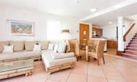 hotel suit villa maria